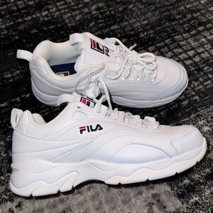 Fila Women's White Sneakers(never worn)